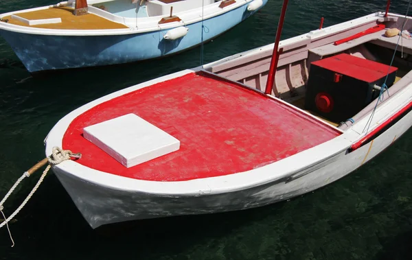 Twee boot in de steiger — Stockfoto
