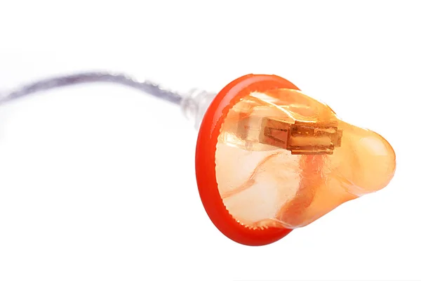 USB кабель в презервативі — стокове фото