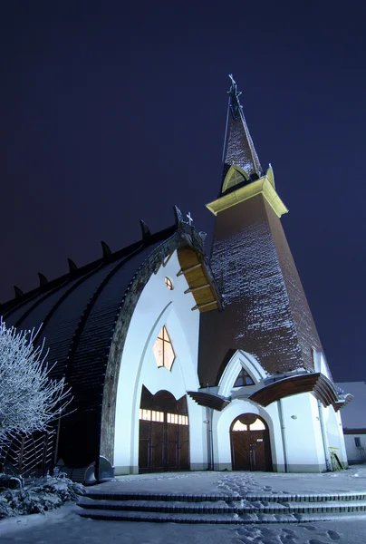 Iglesia cristiana en el invierno —  Fotos de Stock