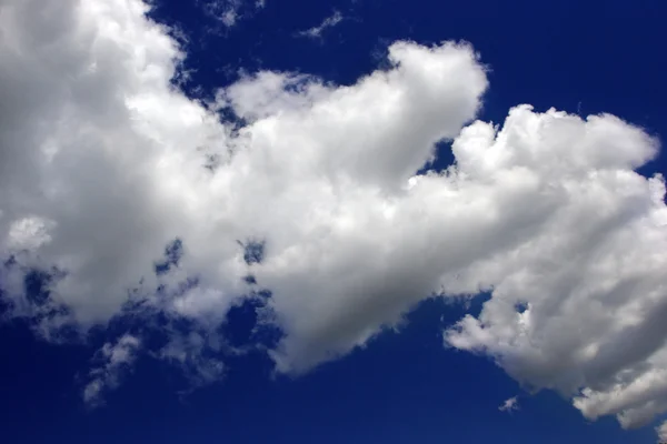 Хмари — стокове фото