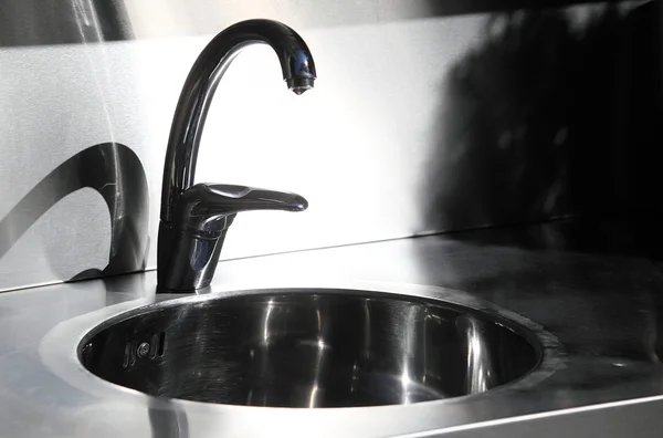 Stainless steel sink — Stock Photo, Image