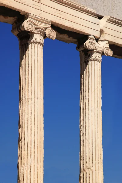 Deux colonnes anciennes — Photo