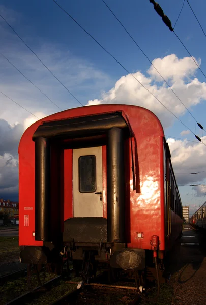 Червоний поїзд — стокове фото