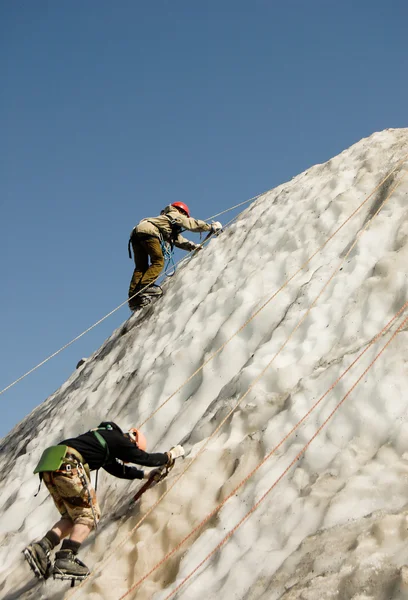 Zwei Bergsteiger — Stockfoto