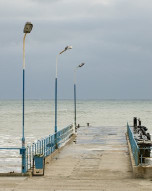 Unutulan pier