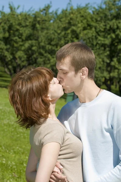 Całowanie — Zdjęcie stockowe