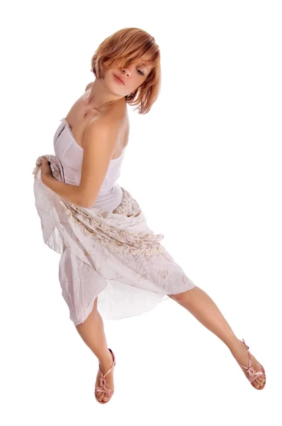 Dançarina de cabelos vermelhos em branco — Fotografia de Stock