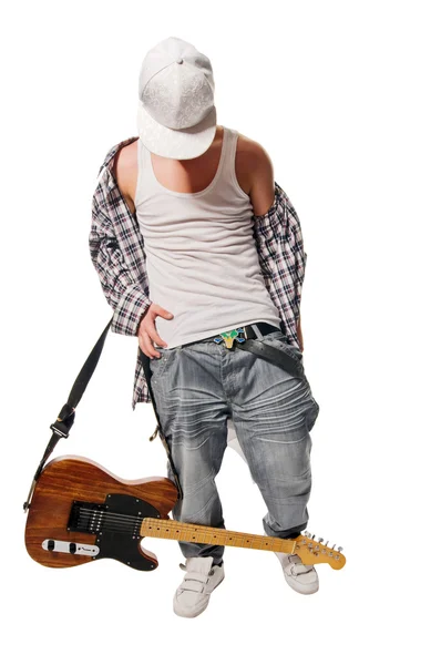 Coole Musikerin mit Gitarre auf Weiß — Stockfoto