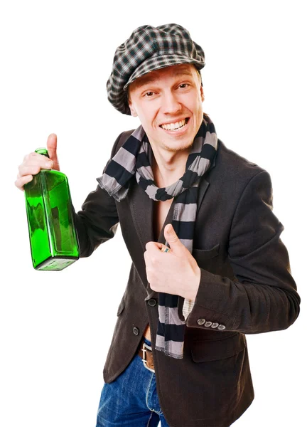 Jongeman met groene fles — Stockfoto