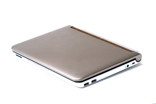 Mały laptop notebook komputer zamknięty — Zdjęcie stockowe
