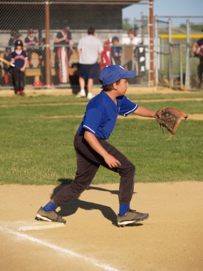 Little league baseball first baseman clipart