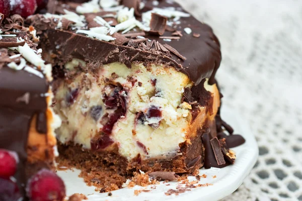 Kızılcık çikolatalı cheesecake — Stok fotoğraf