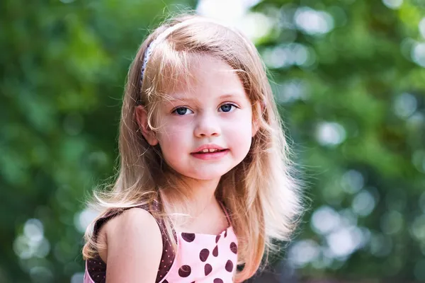 Portré egy kislányról — Stock Fotó