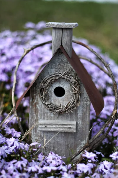 Bahçe bidhouse — Stok fotoğraf