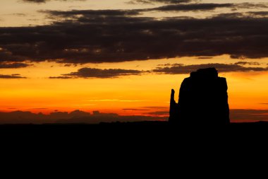 Monument valley gündoğumu