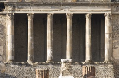 Pompeii Bazilikası