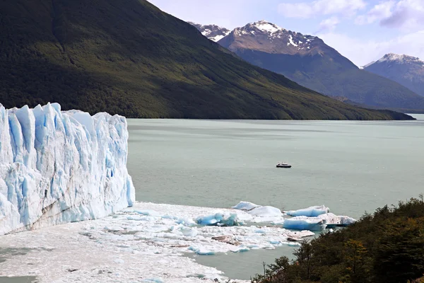 Perito moreno ledovec v Argentině. — Stock fotografie