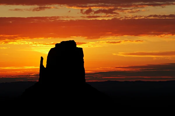 Butte de luva do Monument valley east — Fotografia de Stock
