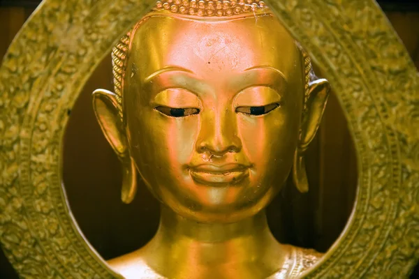 Тайский Будда — стоковое фото