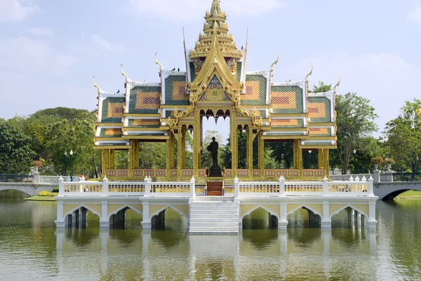 Bang pa-in palace (Sommarpalatset) — Stockfoto