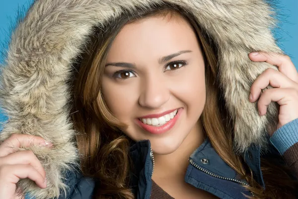 Hispanic winter meisje — Stockfoto
