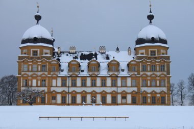 Kışın kar olarak Bavyera kalesi