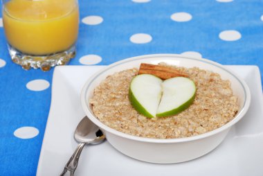 Apple and cinnamon oatmeal clipart