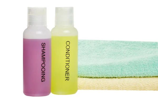 Ręczniki i produktów do pielęgnacji włosów — Zdjęcie stockowe