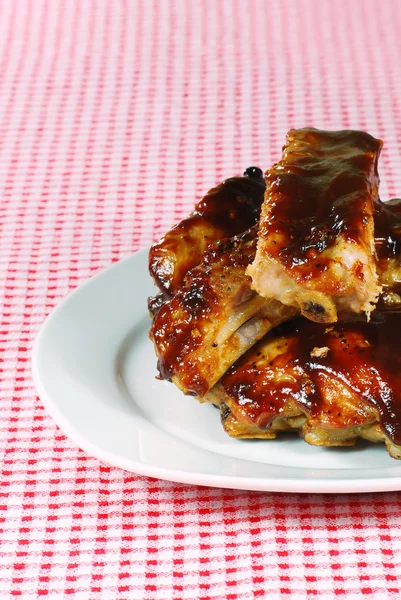 Cut up barbecue spare ribs — Stock Photo, Image