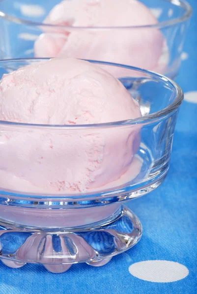 Closeup sorvete de morango — Fotografia de Stock