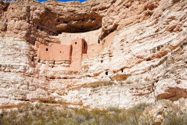 Montezuma Castle clipart