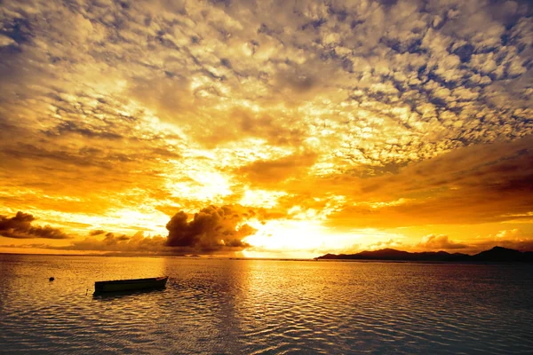 Por do sol nas ilhas — Fotografia de Stock