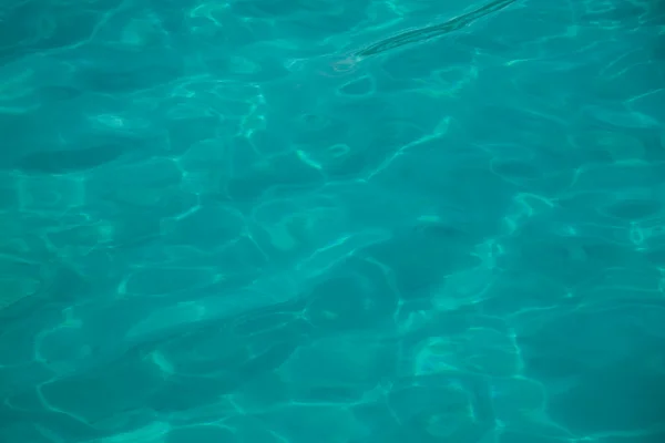 Przezroczysta niebieska struktura wody — Zdjęcie stockowe