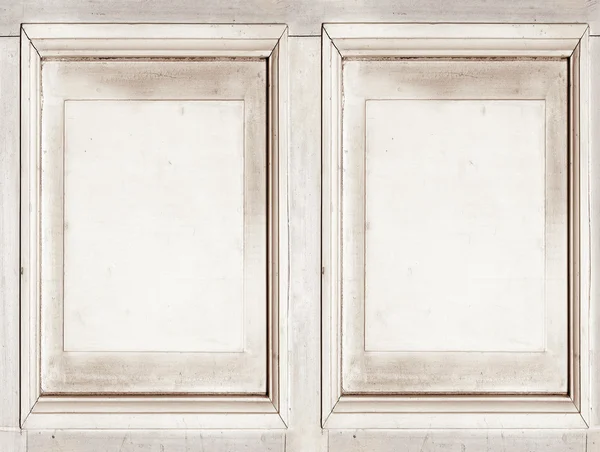 Vanha maalaismainen valkoinen ovi yksityiskohta — kuvapankkivalokuva