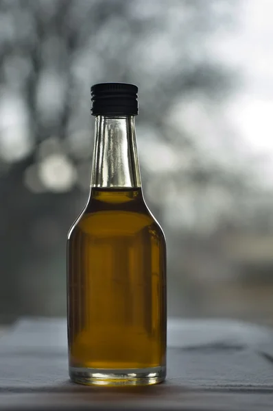 Een fles olijfolie. — Stockfoto