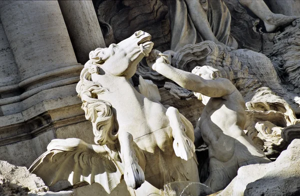 Trevi fountain in Rome — Stock Photo, Image