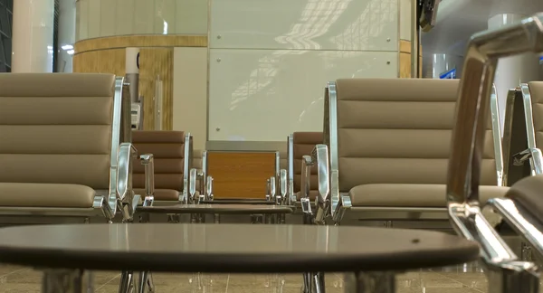 Bir Havaalanı Salon Sandalyeler — Stok fotoğraf