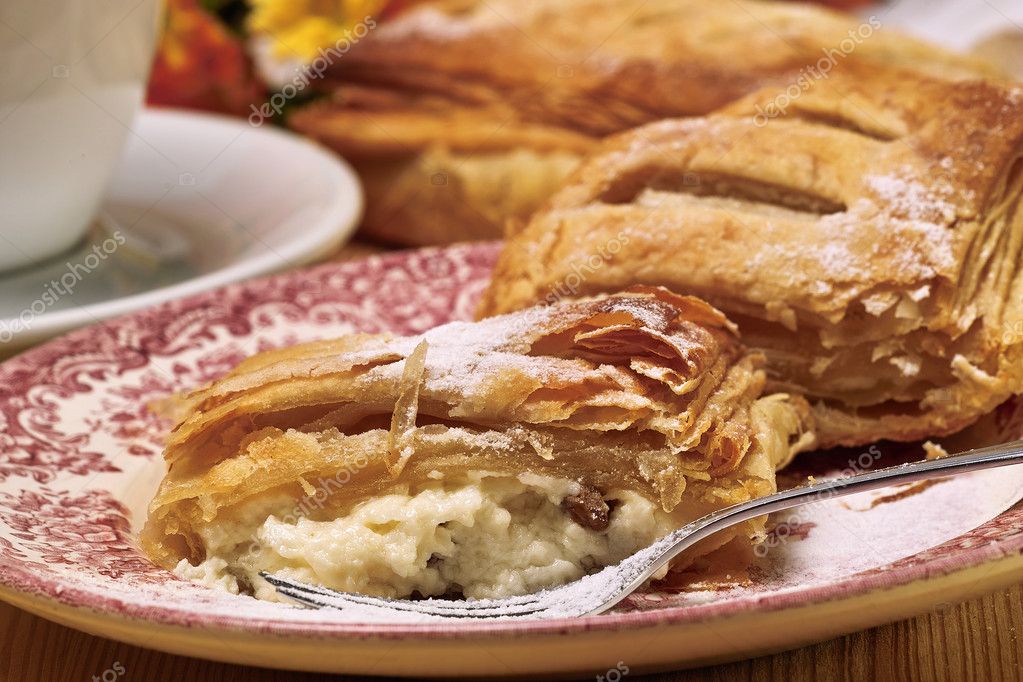 Quark-strudel — Stock Photo © Kleiness #2397998