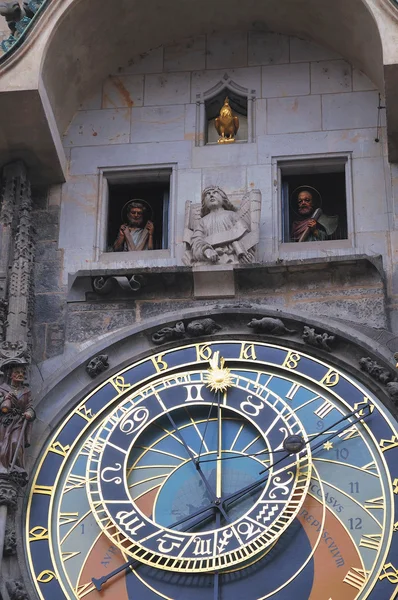 Podrobnosti hodiny na věži radnice — Stock fotografie