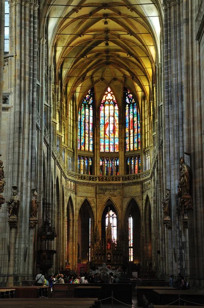 Kyrkan saint Vituskatedralen i Prag — Stockfoto