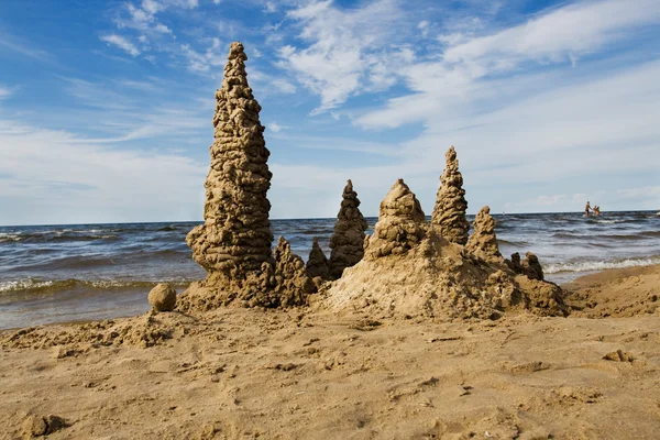 Sand castle at the beach — Stock Photo, Image