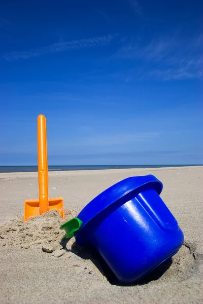 Plaj spade ve kova — Stok fotoğraf