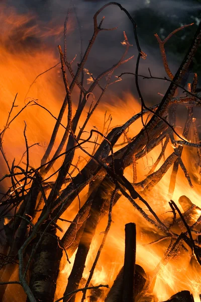 불타는 벽난로 — 스톡 사진