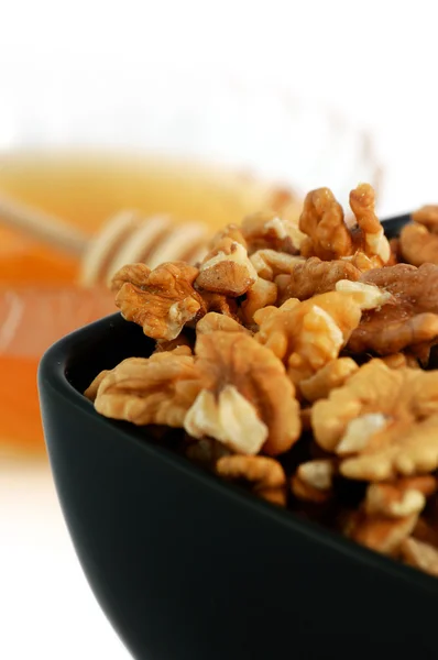 Detail van walnoten met honing — Stockfoto