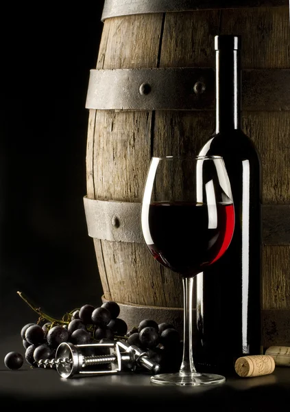El bodegón con vino de vidrio — Foto de Stock