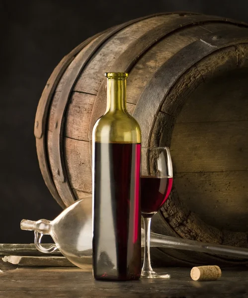 Still life with red wine — Stock Photo, Image