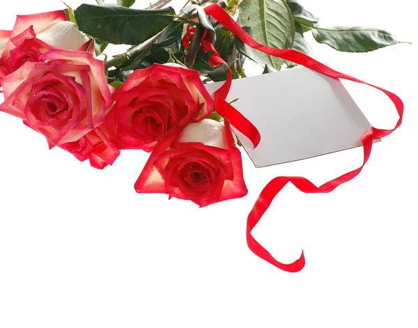 Bouquet de roses avec carte de voeux — Photo