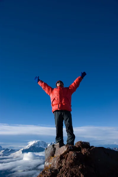 배경 산에 rock-climber 스톡 사진
