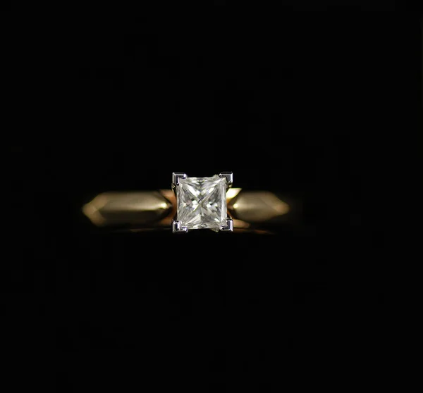 Anel de diamante — Fotografia de Stock