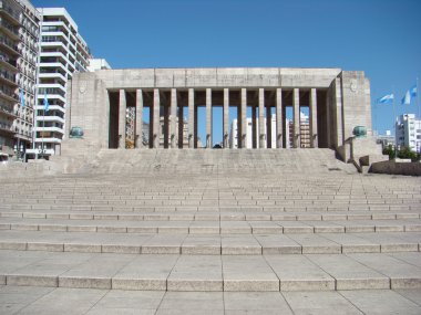 içinde a la bandera Rosario, argent monumento